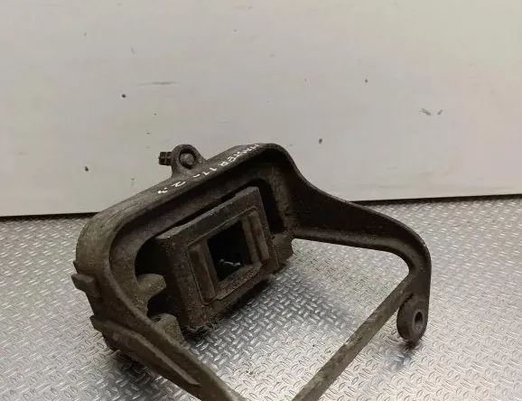 RENAULT Master 3 generation (2010-2023) Pārnesumkārbas stiprinājums 112225095R 33254706