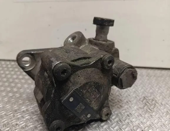 IVECO Daily 3 generation (1999-2006) Stūres pastiprinātāja sūknis 504243548 33256674