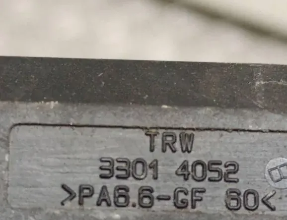 VOLKSWAGEN Transporter T5 (2003-2015) Front Right Seatbelt 33014052 33258391