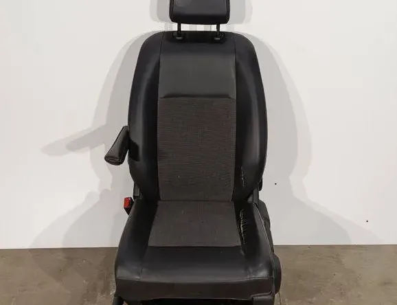 CITROËN Jumpy 3 generation (2016-2023) Front Left Seat 33260272