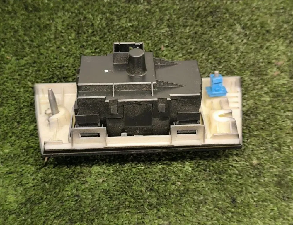 BMW 3 Series E90/E91/E92/E93 (2004-2013) Lukturu vadības slēdzis 9169404,140426 34246554