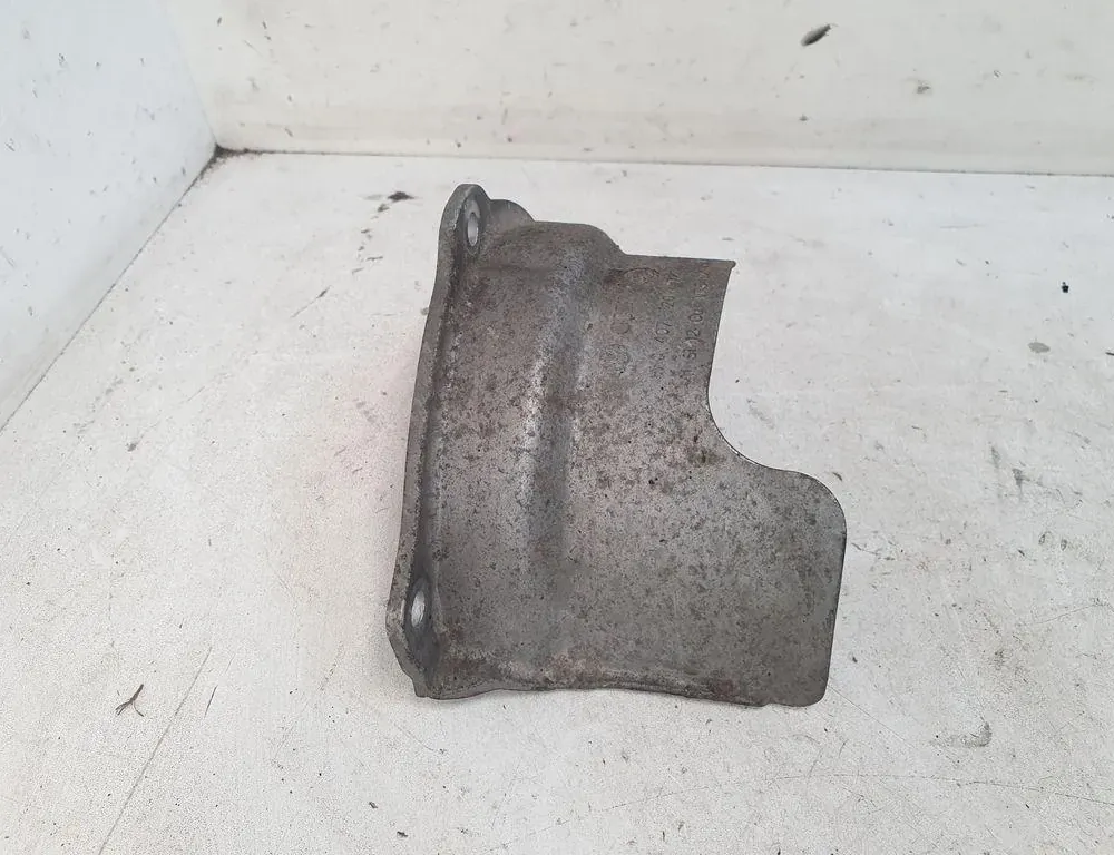 AUDI A4 B8/8K (2011-2016) Axle Bracket 8K0407720722 34238656