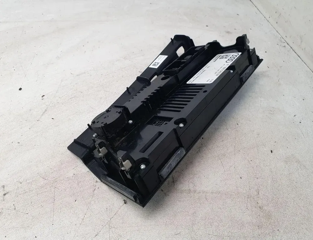 AUDI A4 B8/8K (2011-2016) Citau veidu vadības bloki 8T1820043AA 34238521