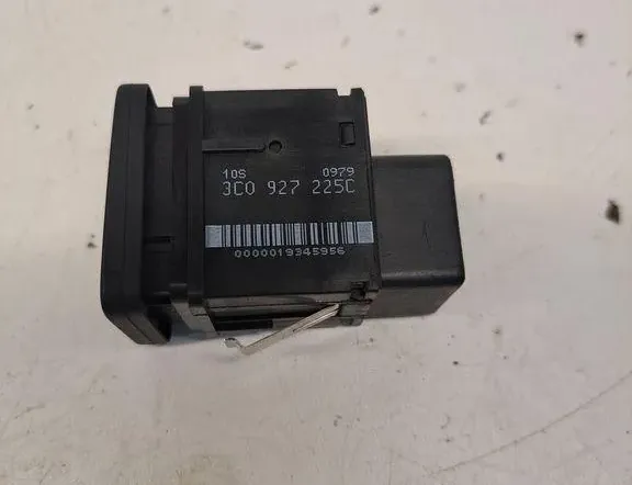 VOLKSWAGEN Passat B6 (2005-2010) Stāvbremzes poga 3C0927225C 34242014