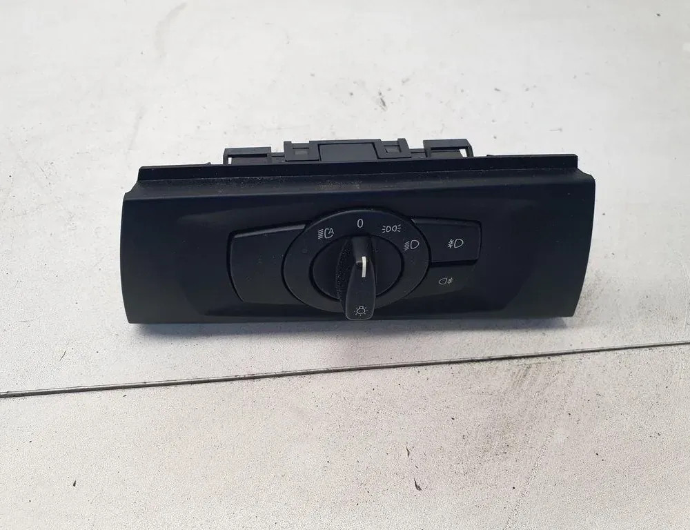 BMW 3 Series E90/E91/E92/E93 (2004-2013) Lukturu vadības slēdzis 693279604 34233941