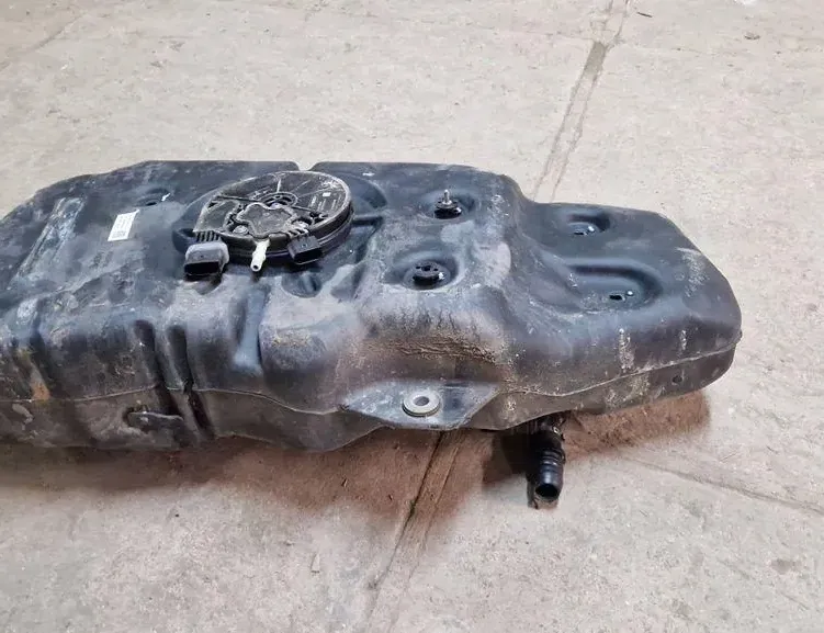 MERCEDES-BENZ GLE W166 (2015-2018) AdBlue tvertne 34248934