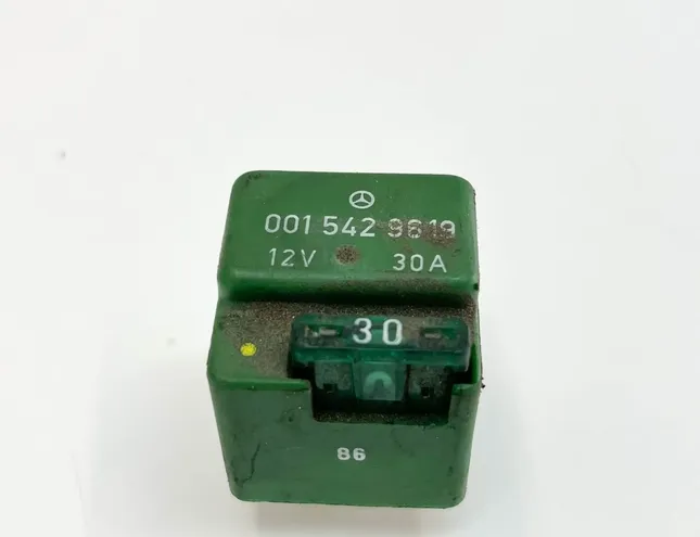 MERCEDES-BENZ SL-Class R129 (1989-2001) Degvielas sūkņa relejs 0015429619,A0015429619 30289298