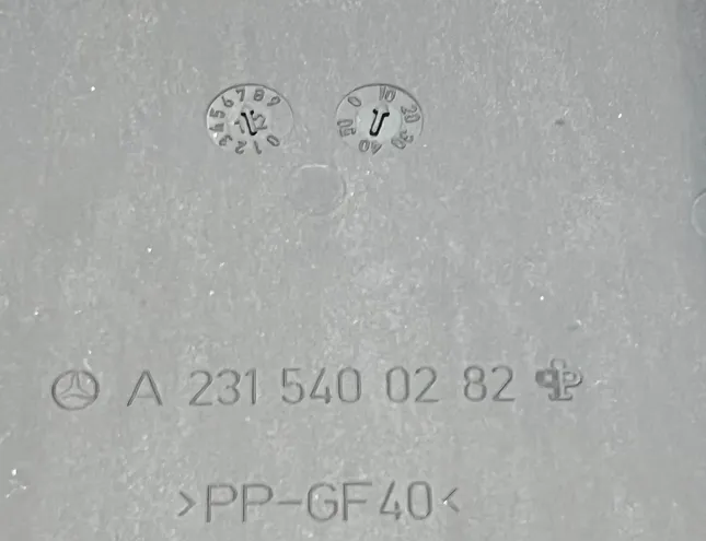 MERCEDES-BENZ SL-Class R231 (2012-2020) Крышка блока предохранителей A2315400282,2315400282 33562447