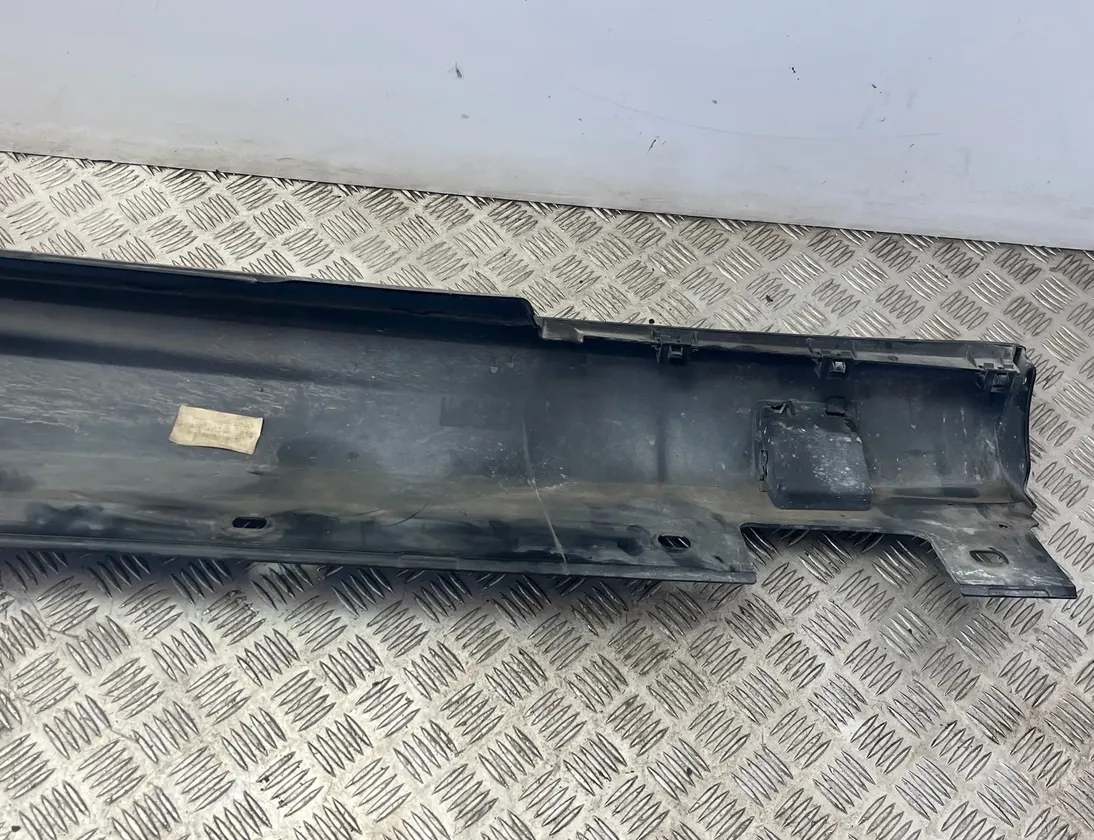 MERCEDES-BENZ SL-Class R231 (2012-2020) Kreisās puses dekoratīvā plastmasas sliekšņu uzlika A2316900340,2316900340 33573090