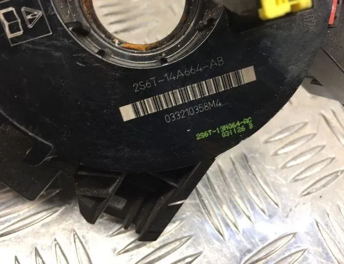 FORD Mondeo 3 generation (2000-2007) Pagrieziena rādītāja mehānisms 2S6T14A664AB,1S7T13335AE 21446466