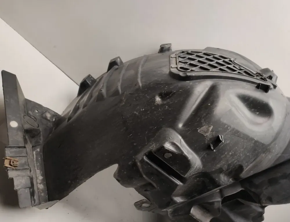 MERCEDES-BENZ E-Class W212/S212/C207/A207 (2009-2016) Передняя часть переднего правого подкрылка A2076902530 33122631