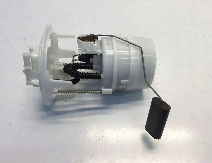 OPEL Corsa F (2019-2023) Топливный насос 9823470180 24271465