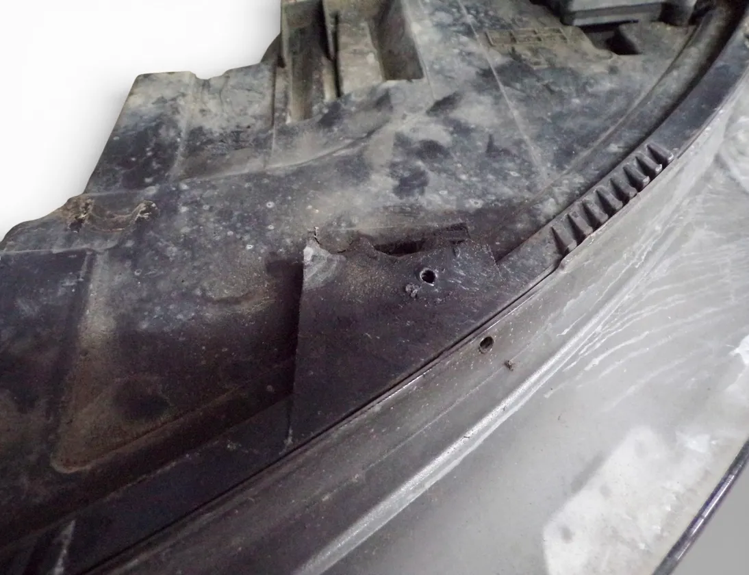 AUDI A6 C6/4F (2004-2011) Комплект передних фар 4F0941003AK,4F0941004AK,5DV00829000 33725002