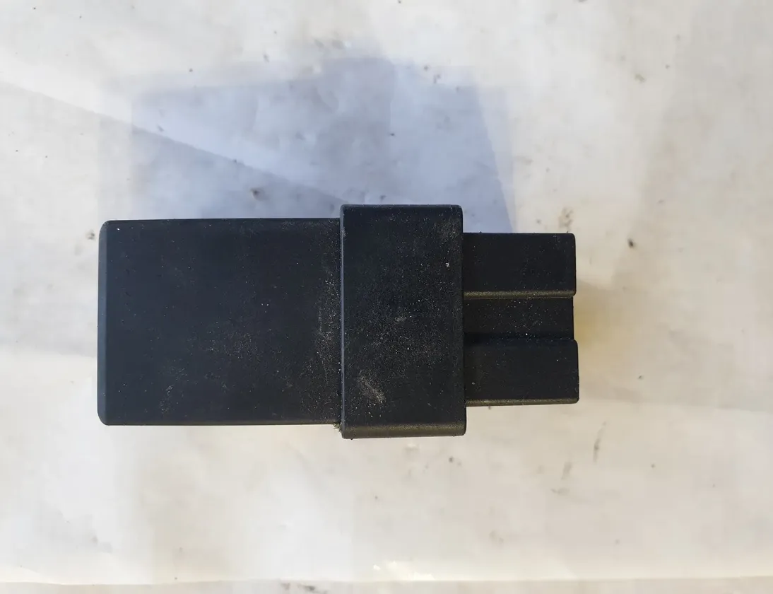 MITSUBISHI Carisma 1 generation (1995-2004) Relejs mb954185 23127033