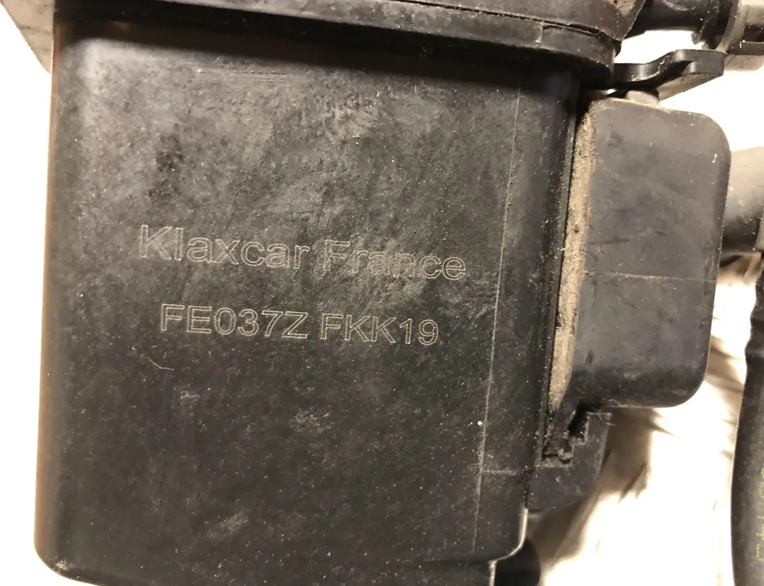 VOLVO V50 1 generation (2003-2012) Корпус топливного фильтра 9305108C 29113974