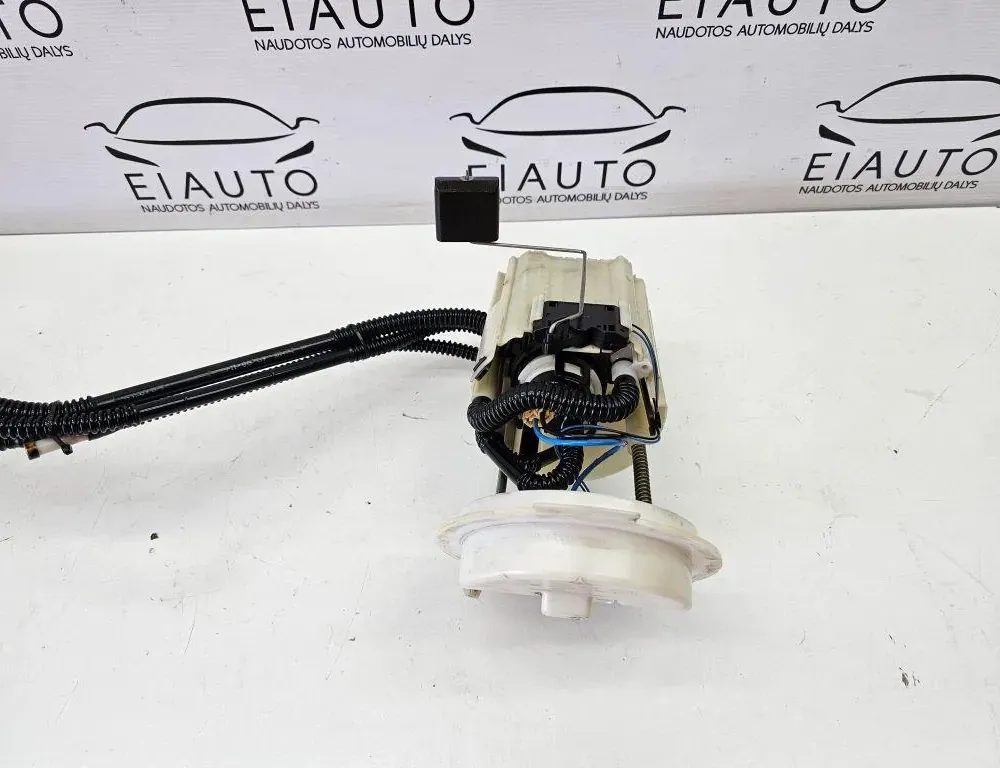 MERCEDES-BENZ C-Class W204/S204/C204 (2004-2015) Degvielas sūknis degvielas tvertnē 1582881035,A2044702294 33965230