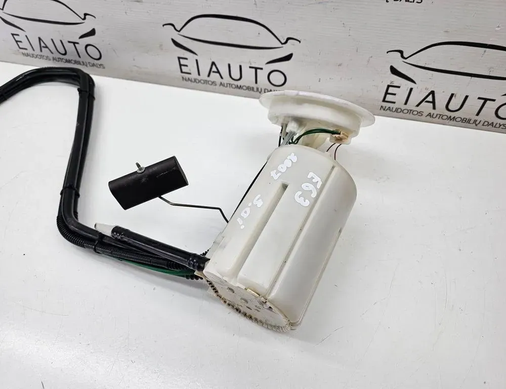 BMW 6 Series E63/E64 (2003-2010) Degvielas sūknis degvielas tvertnē 6764141 33947833