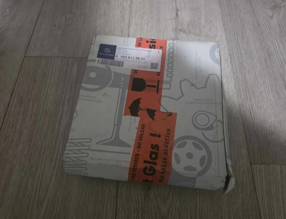 MERCEDES-BENZ ACTROS MP2 / MP3 (2002-present) Priekšējo labo durvju spoguļa stikls A0028113833 34145041