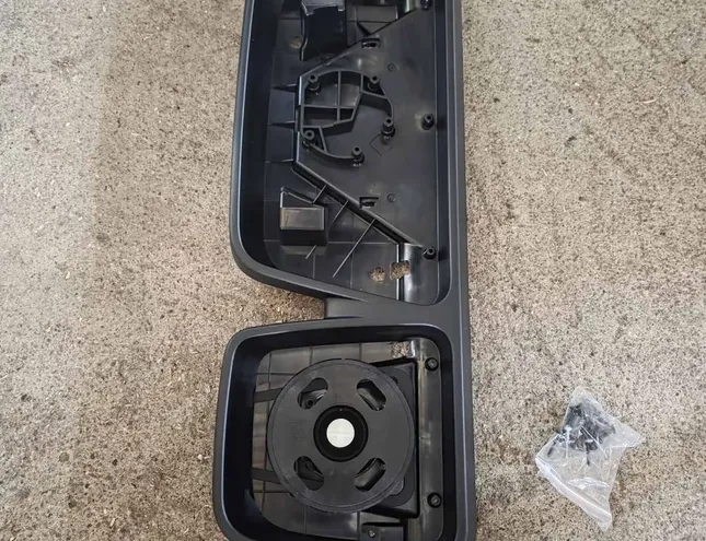 MERCEDES-BENZ ACTROS MP2 / MP3 (2002-present) Priekšējo kreiso durvju spoguļa rāmis A0028102616 34283903