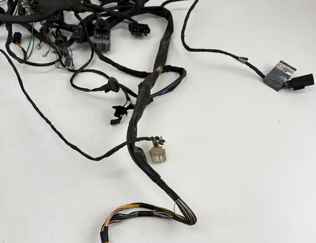 BMW K Elektroinstalācija 123 33724432