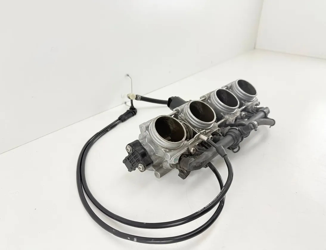 BMW K Droseļvārsta korpuss 7671553 33822640