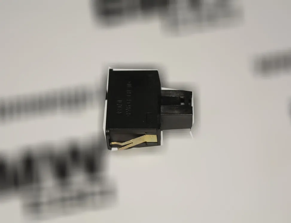 BMW X5 E53 (1999-2006) Mūzikas atskaņotāja papildu savienotāji (AUX / USB) 8368346 2251162