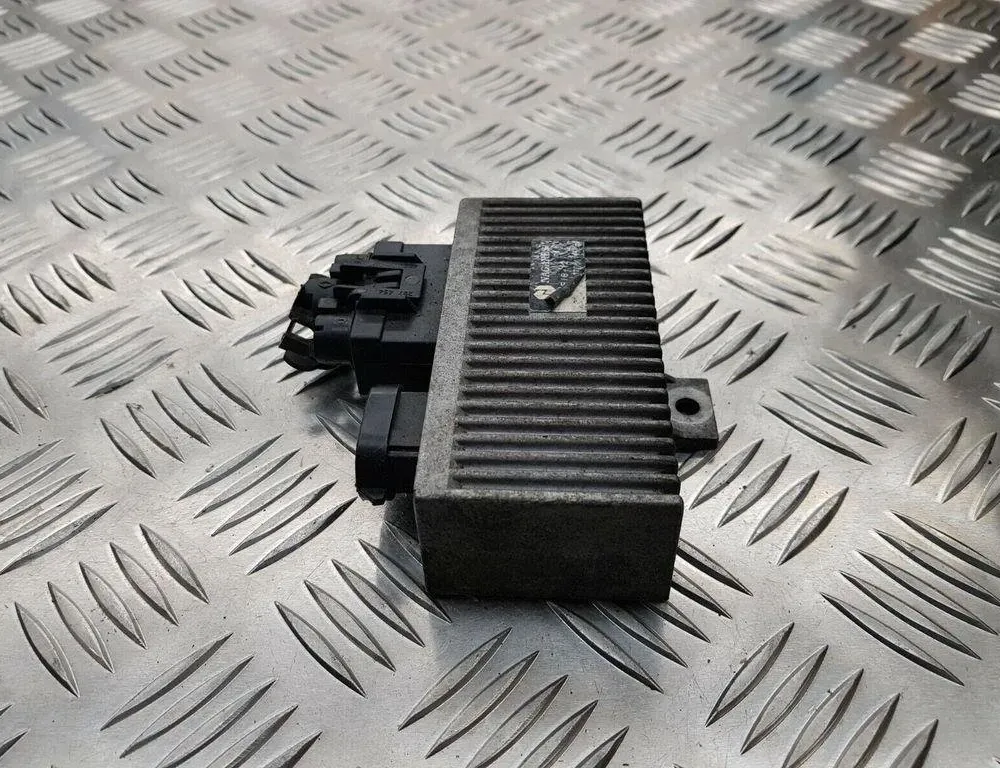 RENAULT Megane 1 generation (1995-2003) Aizdedzes sveces 7700111525 31431523