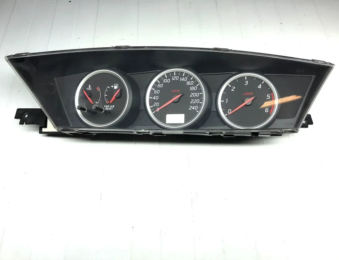 NISSAN Primera P12 (2001-2008) Instrumentu panelis/spidometrs 3680845,BV010 28263094