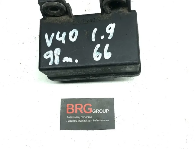 VOLVO S40 1 generation (1996-2004) Aizdedzes sveces 7700107794 28888755