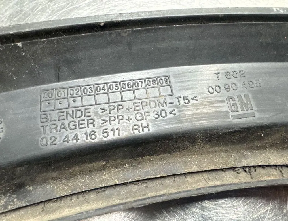 OPEL Zafira A (1999-2003) Задняя арка 0090495,024416511 34476736