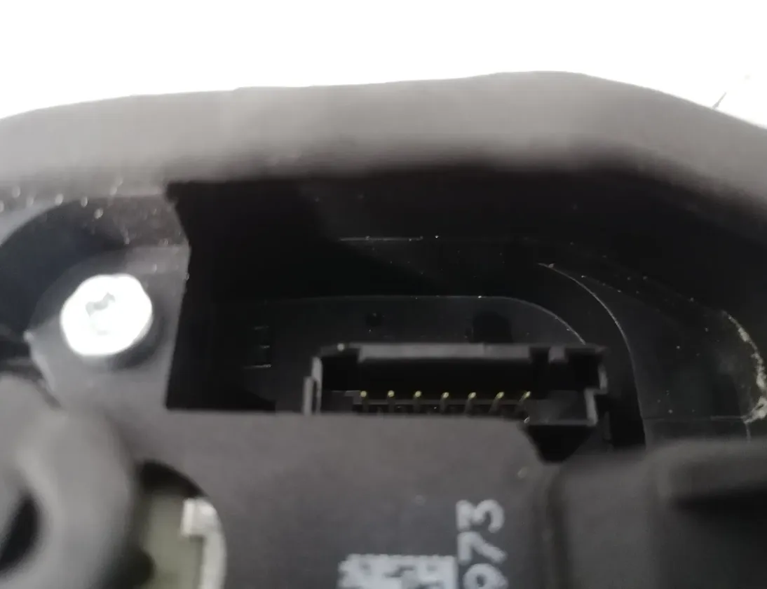 BMW 3 Series E90/E91/E92/E93 (2004-2013) Front Left Door Lock 7059973 12054436