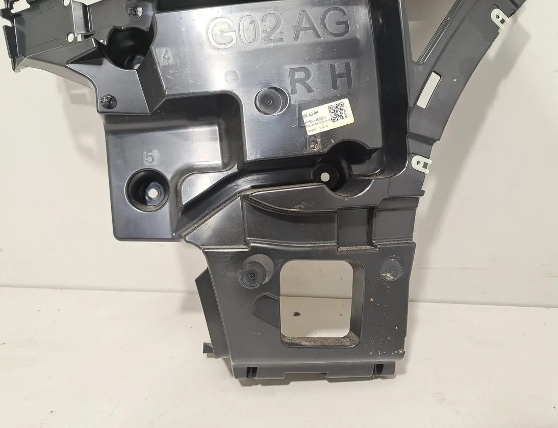 BMW X4 G02 (2018-2024) Rear Right Bumper Bracket 9451158 33335002