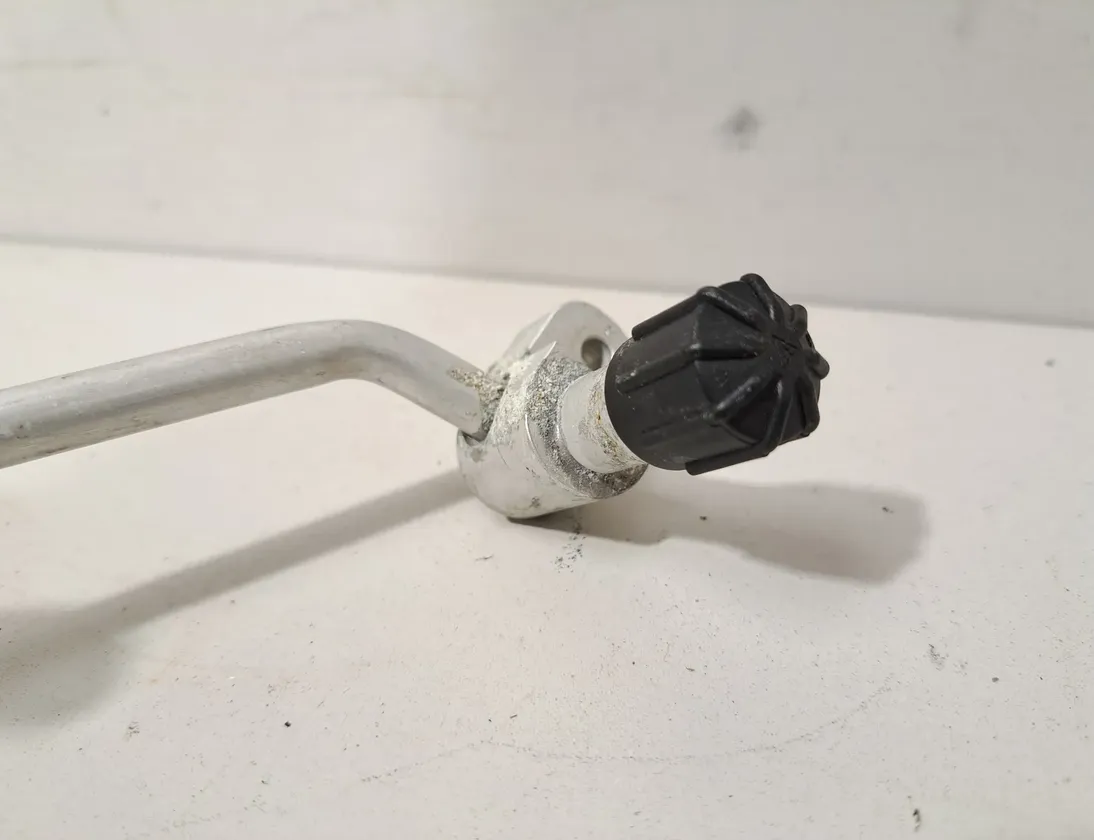 BMW 4 Series G22, G23, G26 (2020-2023) Gaisa kondicionētāja trubas 9395472,9323658,9181464,9141957,6909257,0141211,8370623,8385390,0152475 33523662