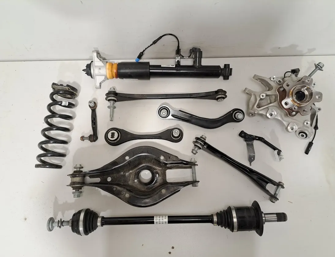 BMW 4 Series G22, G23, G26 (2020-2023) Aizmugurējā kreisā balstiekārta 6892521,6892519,8482603,6879659,6886448,6881199,6878631,6878639,1543697,6785607,6889315,6889812,6895466,6888955,6890070 33549387