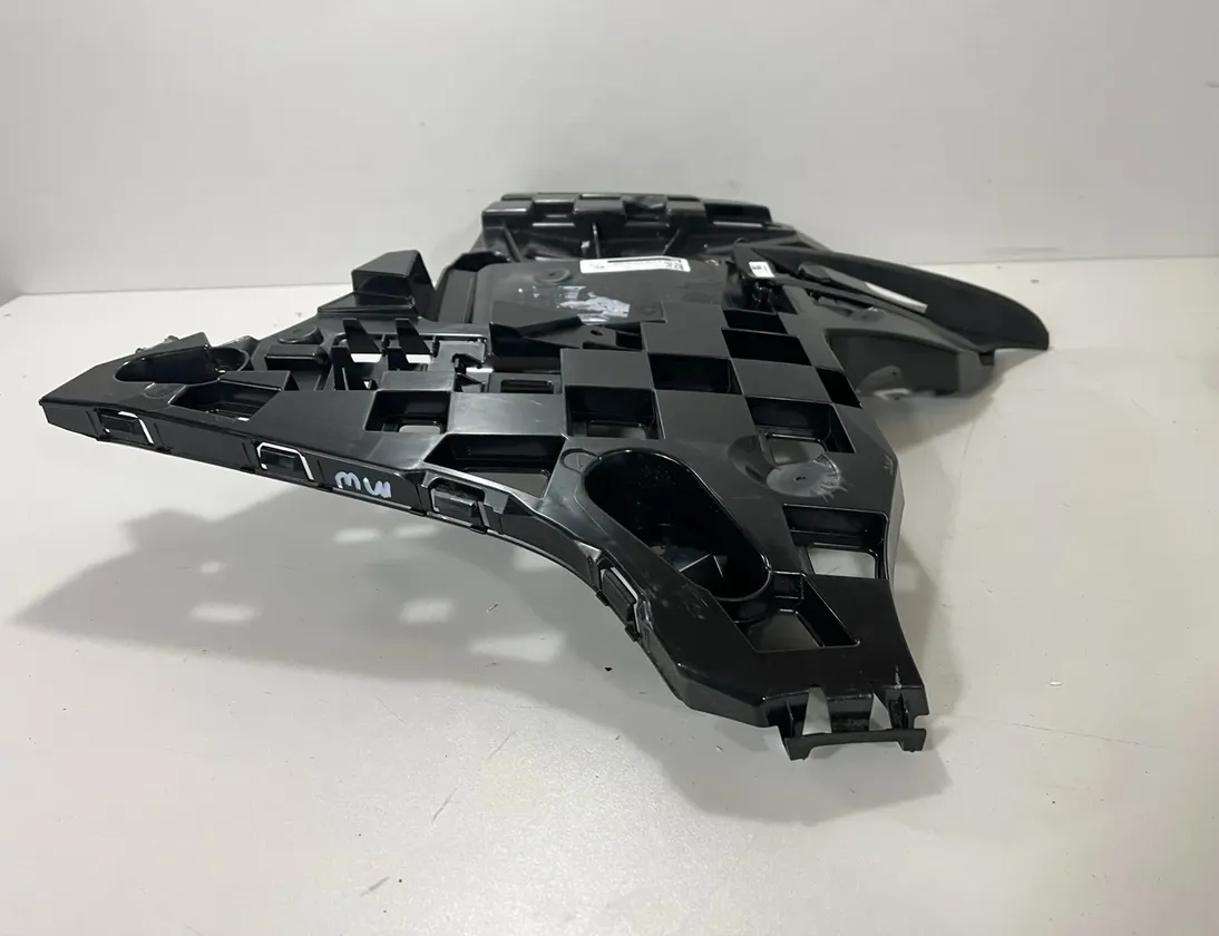 BMW X5 G05/G18 (2018-2024) Rear Right Bumper Bracket 8085646 33606116