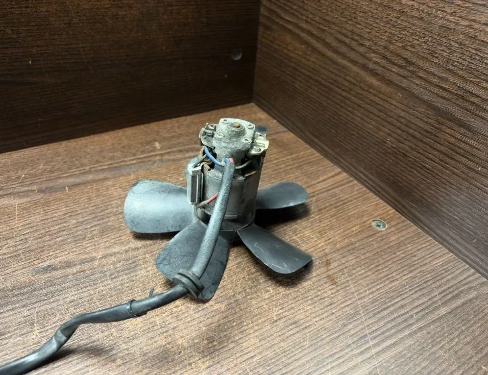 IVECO Daily 1 generation (1978-1990) Sildītāja ventilators 93155080 33154114