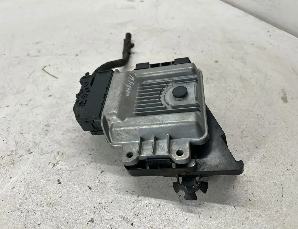 VOLKSWAGEN Tiguan 2 generation (2016-2024) Блок управления коробки передач 09G927158DS 33518101