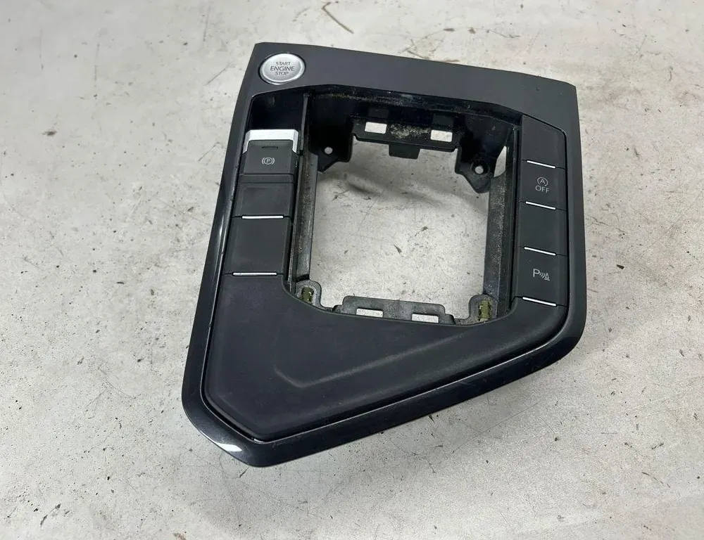 VOLKSWAGEN Tiguan 2 generation (2016-2024) Пластиковая отделка  переключения передач 5NN863245 33518165