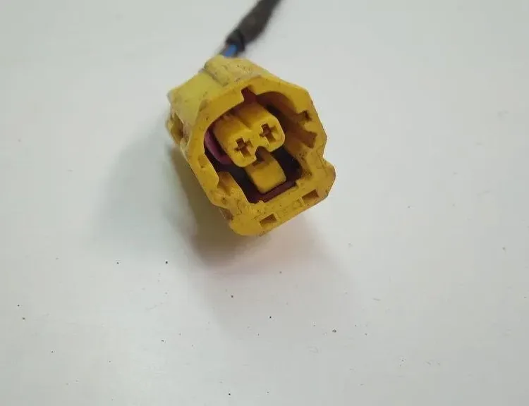 BENTLEY Continental Kabeļi / vadi 6Q0972623B 31127836