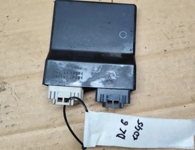 SUZUKI DL Dzinēja vadības bloks 34838136