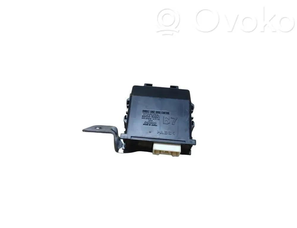 TOYOTA Yaris 4 generation (2020-2023) Central locking control unit 8597052061 33385273