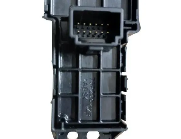 TOYOTA Yaris 4 generation (2020-2023) Кнопка ручного тормоза 75P286 33385357