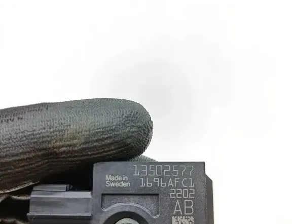 OPEL Zafira C (2012-2016) Kreisās puses sānu trieciena sensors 13502577 26685934