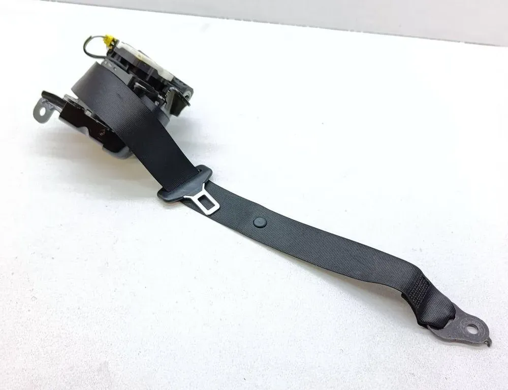 MERCEDES-BENZ C-Class W204/S204/C204 (2004-2015) Ремень безопасности задний левый A2048600785 33340316