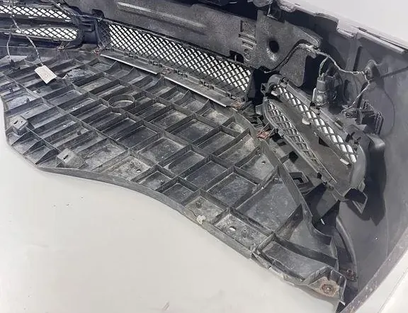 JAGUAR XF 1 generation (2011-2016) Priekšējais bamperis 33471088