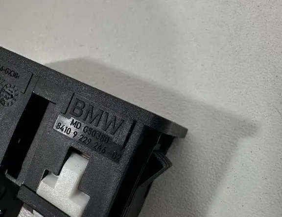 BMW 1 Series F20/F21 (2011-2020) Дополнительные соединители музыкального проигрывателя 9229246 33472121