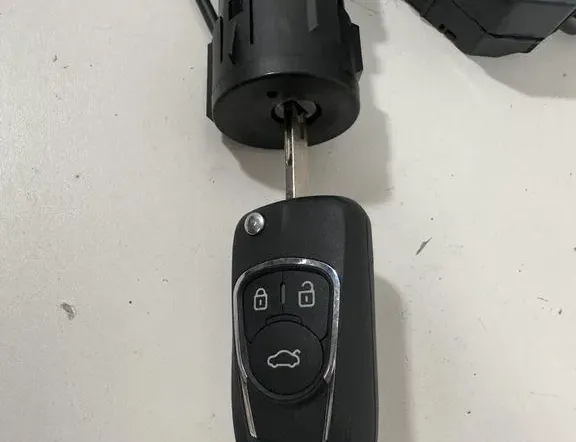 PEUGEOT 2008 1 generation (2013-2020) Комплект зажигания 9807532080 33472466