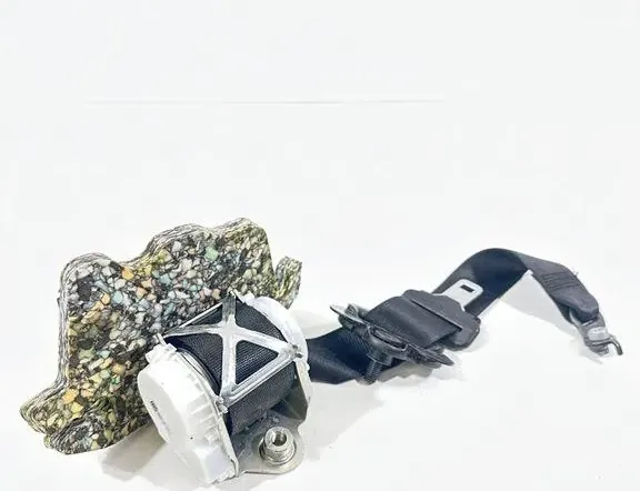 BMW 3 Series F30/F31 (2011-2020) Front Left Seatbelt S2724330805 33472565