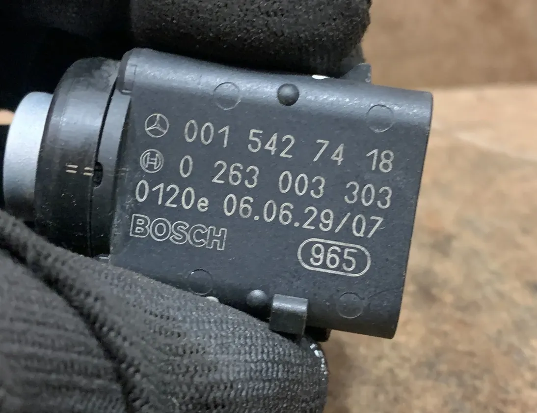 MERCEDES-BENZ SL-Class R230 (2001-2011) Front Parking Sensor A0045428718 33523628