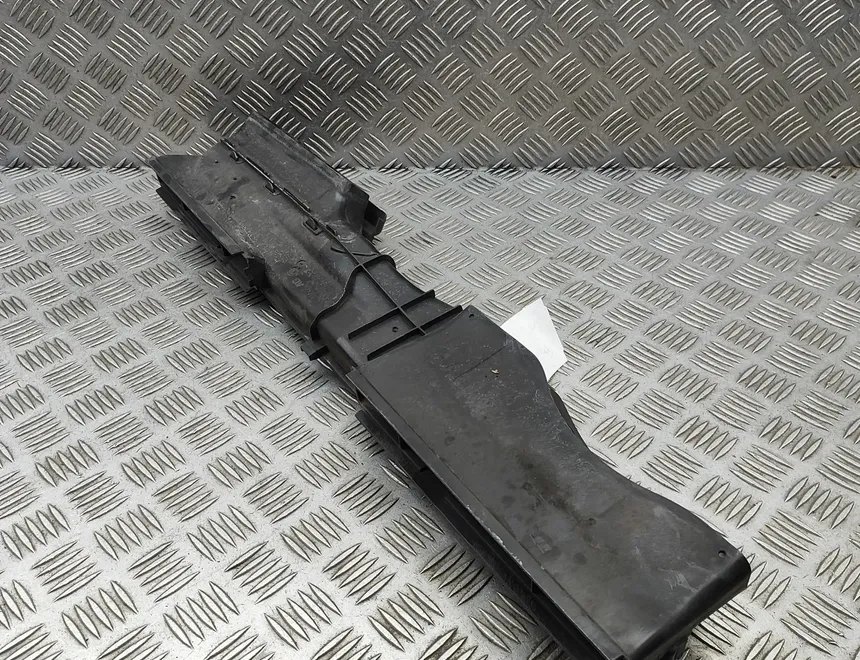 VOLKSWAGEN Passat B8 (2014-2023) Gaisa ieplūdes caurule 5Q0129254B 33075689